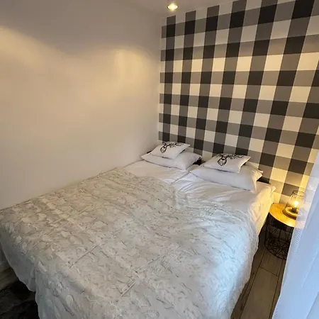 Klimatyczny Z Kominkiem Apartmán